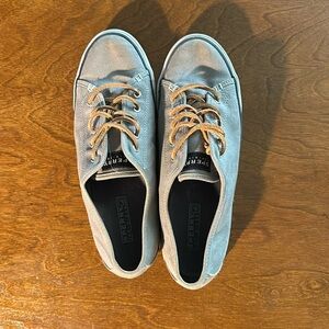 Women’s Sperry top sider shoes